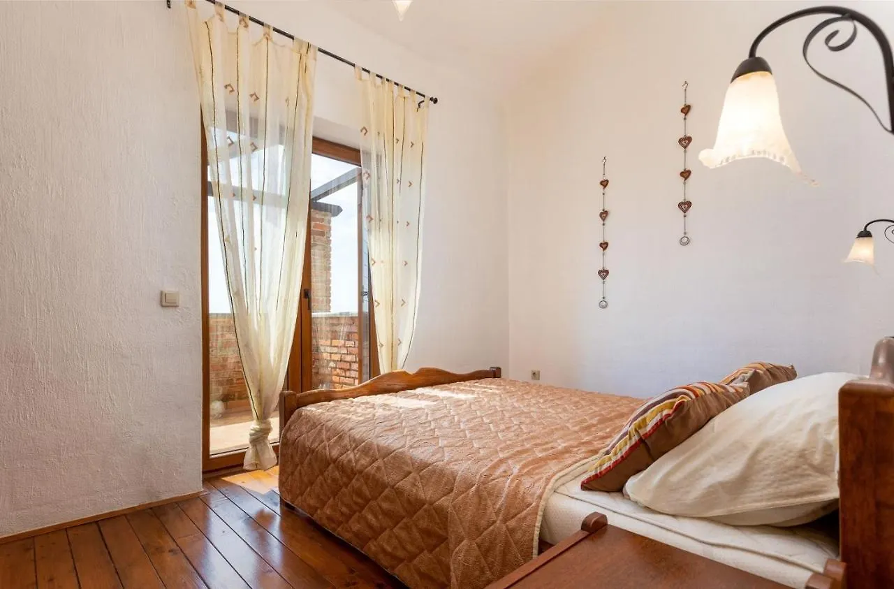 Rustic Villa Lara With Pool Cabrunici