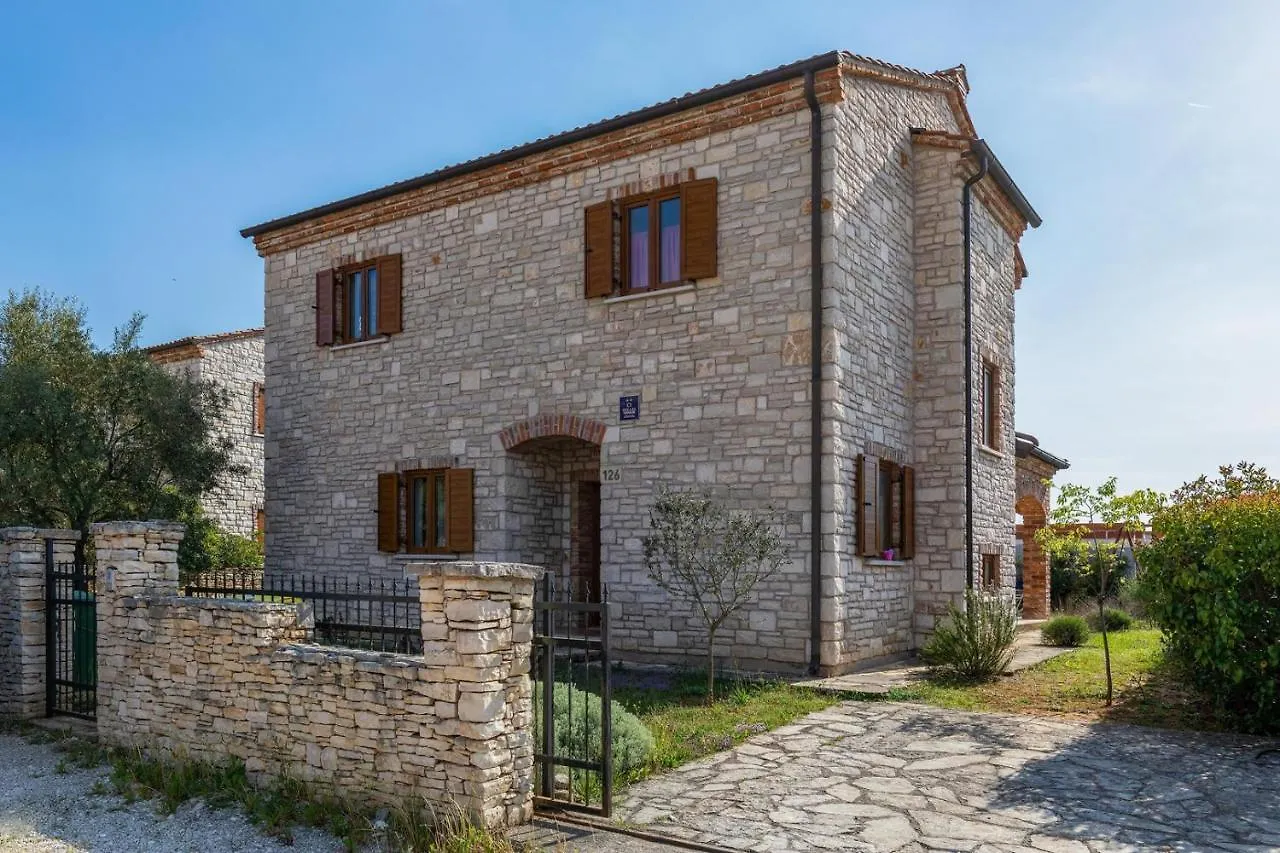 Rustic Villa Lara With Pool Cabrunici Croatia